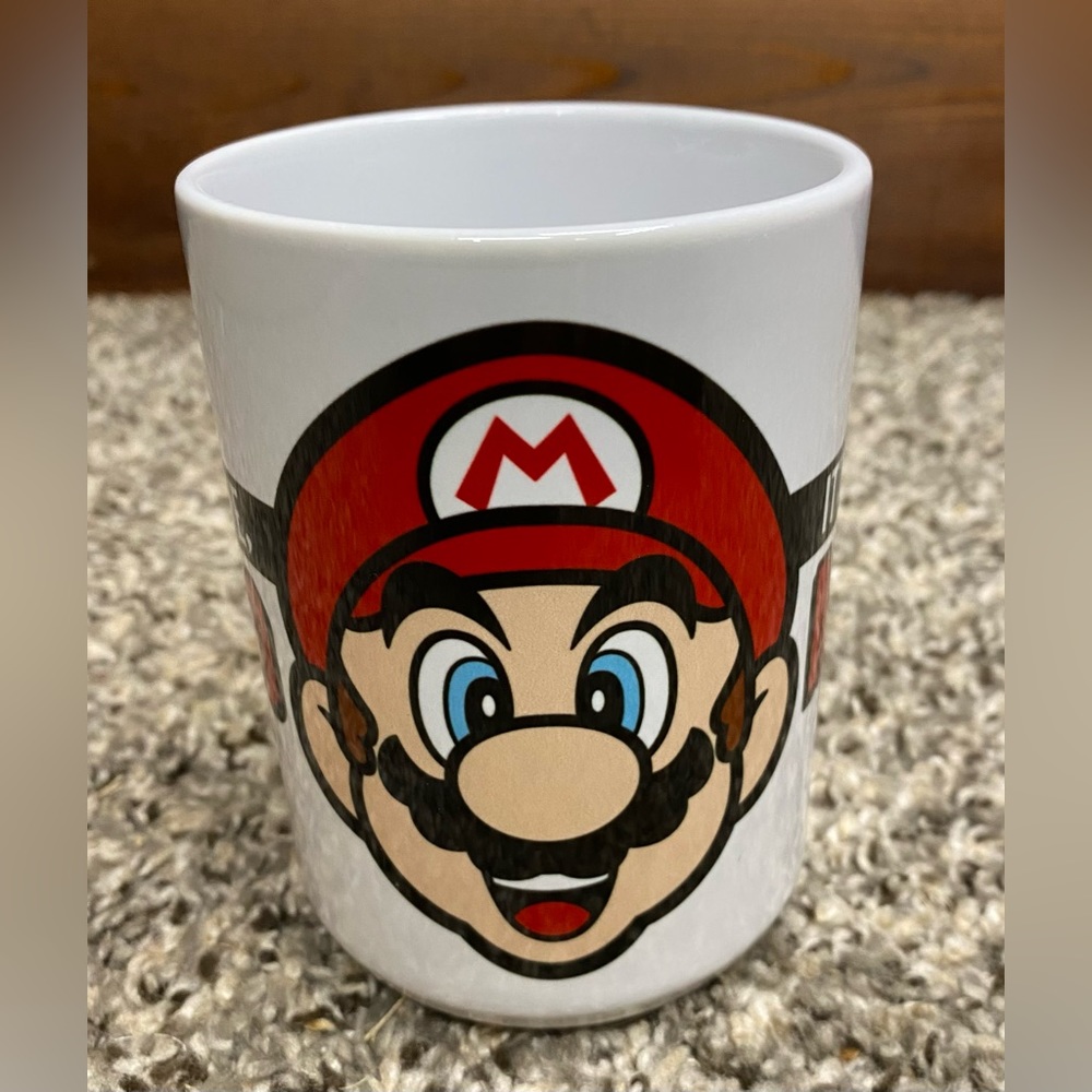 SUPER MARIO IT'S-A ME 11 OZ MUG NINTENDO VIDEO GAMES CLASSIC NEW